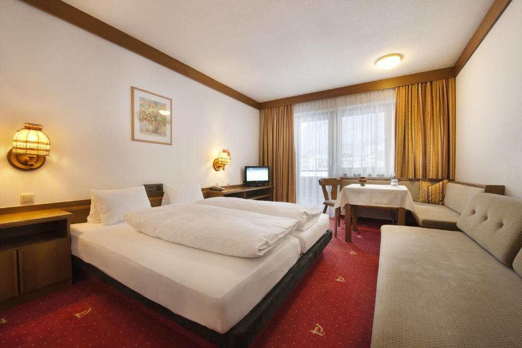 Ferienhotel Tyrol Soell Am Wilden Kaiser Екстериор снимка