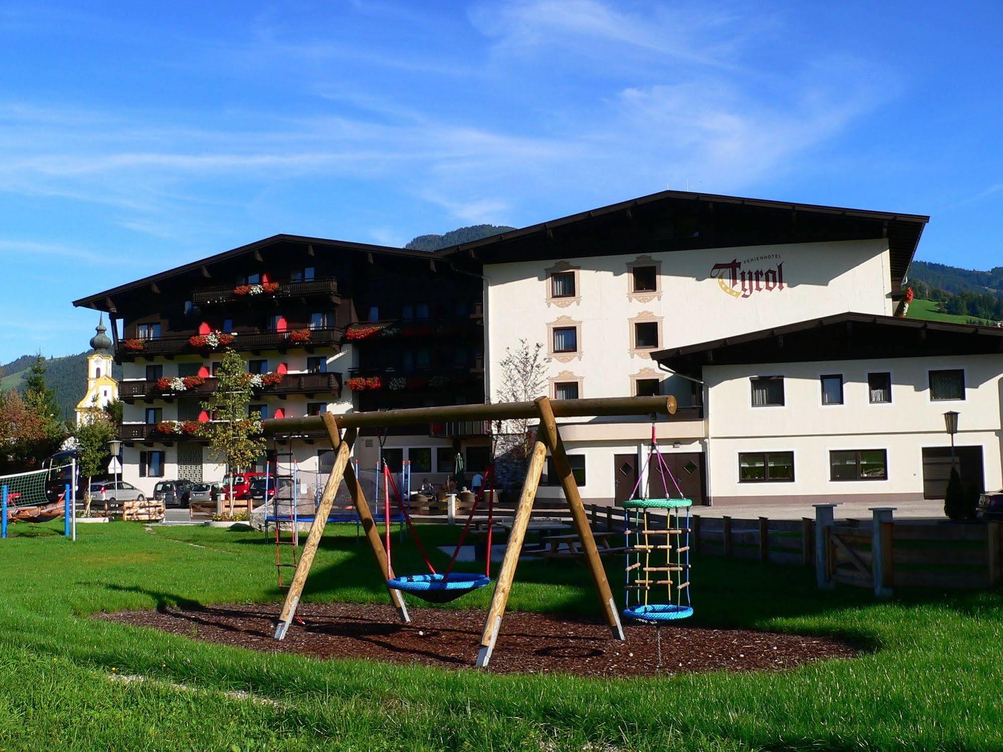 Ferienhotel Tyrol Soell Am Wilden Kaiser Екстериор снимка
